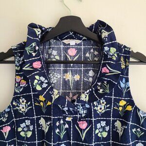 Crown & Ivy Sleeveless Top L Blue Floral 100% Cotton Preppy Ruffle Neck Casual